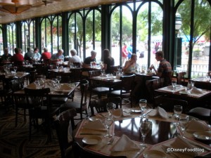 Chefs de France Window Tables