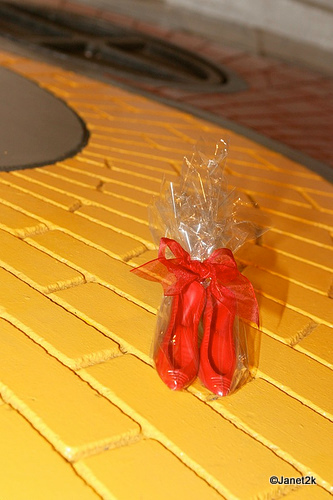 Edible Ruby Slippers Party Favor