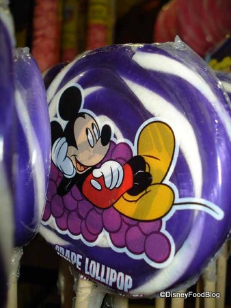 Mickey Grape Lollipops