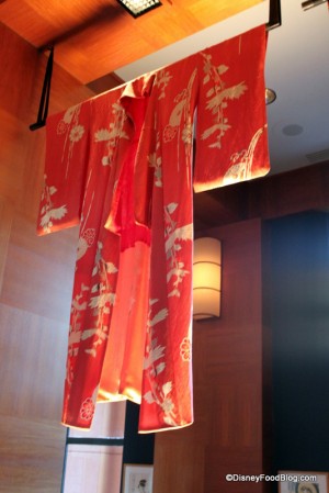 Kimono-decor-300x449.jpg