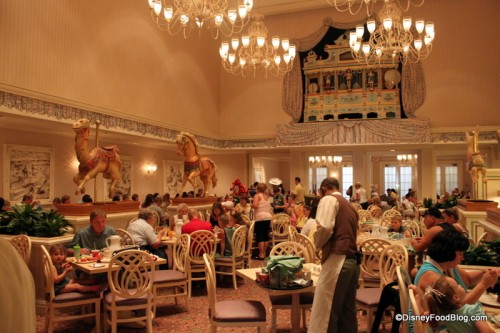 1900-park-fare-dining-room-2-500x333.jpg