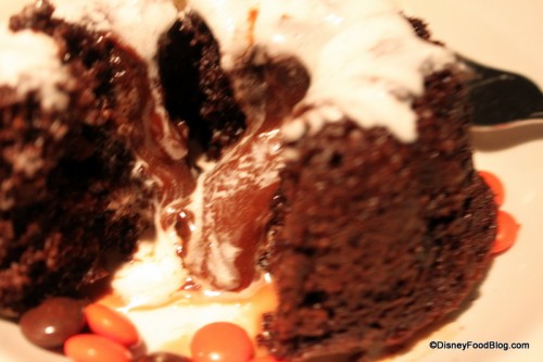 Peanut-Butter-chocolate-Lava-Cake-2-500x333.jpg