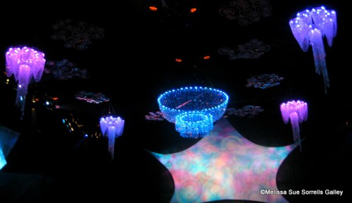 Ceiling-displays-in-the-Showplace-Pavilion.-500x288.jpg