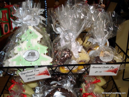 Contemporarys-Holiday-Sweets-500x375.jpg