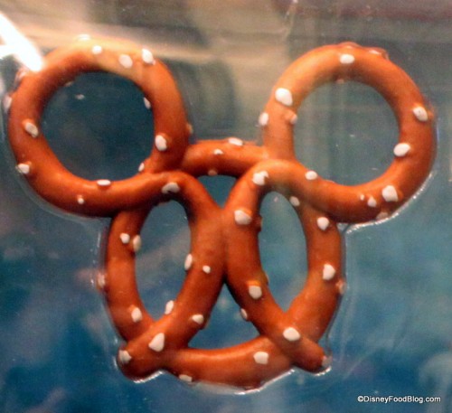Mickey-pretzel-500x457.jpg