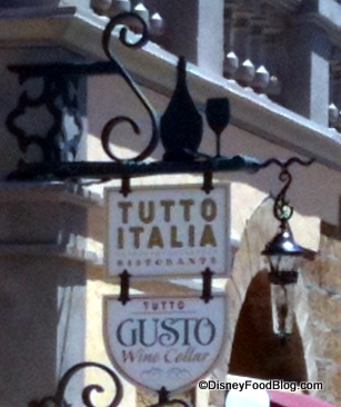 NEW-Tutto-Italia-and-Tutto-Gusto-Signs.jpg