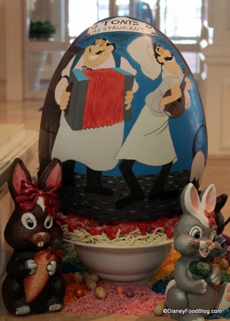 Back of "Lady and the Tramp" Egg