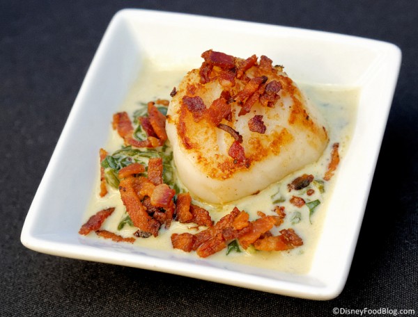 Sea Scallop with Spinach Cheddar Gratin and Crispy Bacon