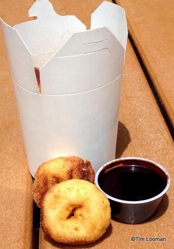 Mini-Donuts with chocolate dipping sauce