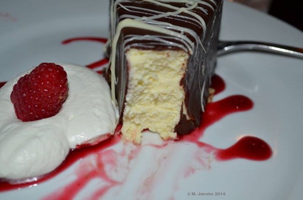 French Style Vanilla Cheesecake