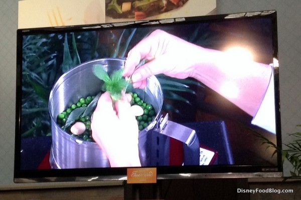 Making Pea and Garlic Dip