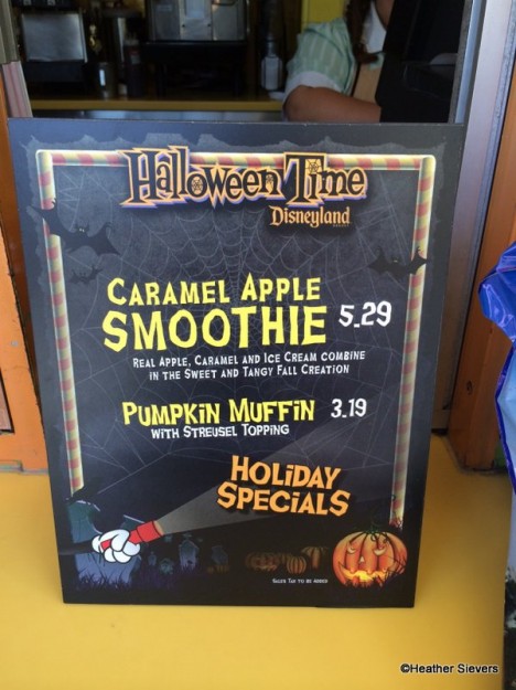 Caramel Apple Smoothie & Pumpkin Muffin Signage