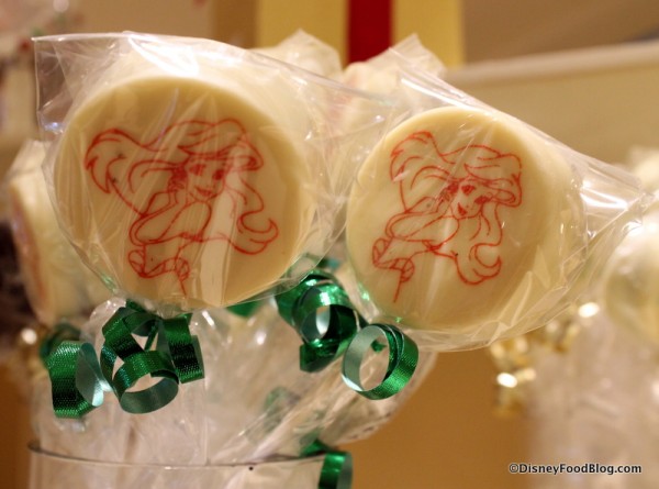 Ariel Chocolate-covered Cookie Sandwich Pops