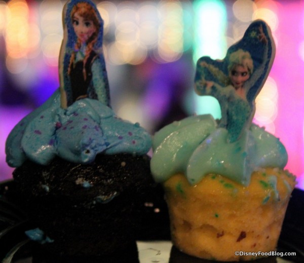 Anna and Elsa Cupcakes!