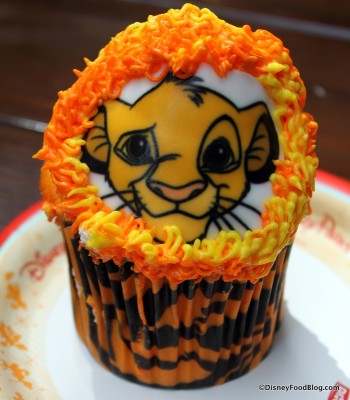 Lion Cub cupcake