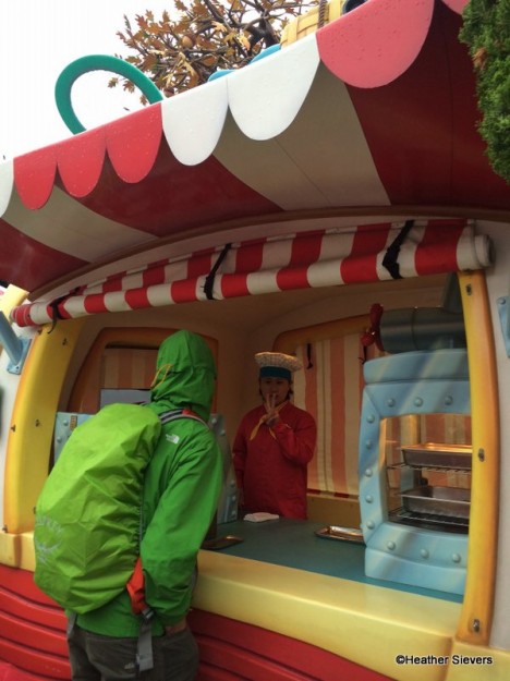 Toon Town Spring Roll Cart