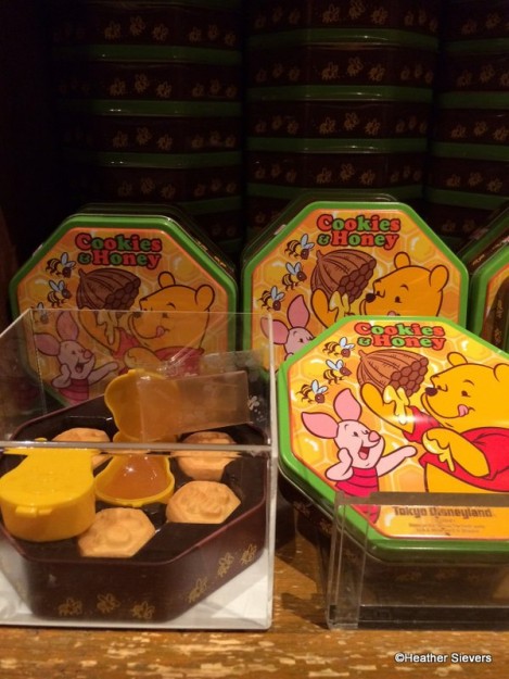 Winnie the Pooh Cookies with Honey Dip