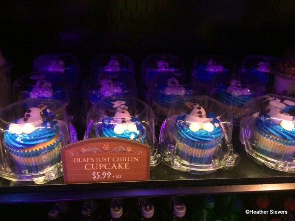 Olaf Cupcakes
