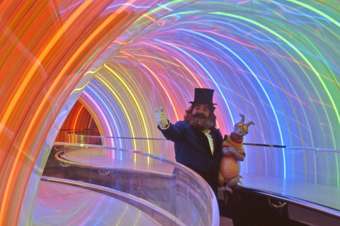 Rainbow Tunnel © Disney