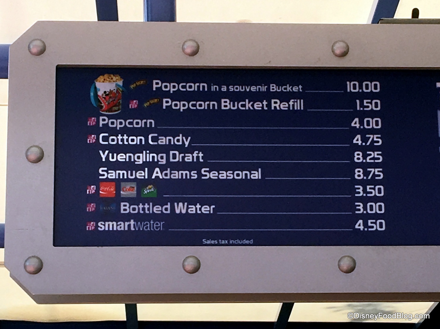 June-2016-Refillable-Popcorn-Bucket-Disney-World-3.jpg