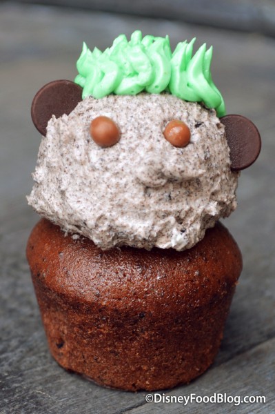Cookies and Cream Mini Cupcake