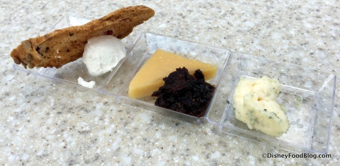 epcot-food-and-wine-festival-2016-the-wine-and-dine-studio-artist-palette-of-wine-and-cheese-trio-of-artisan-cheese-1