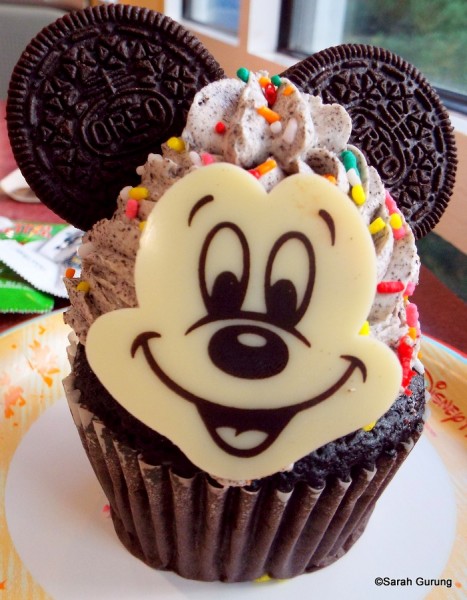 Mickey Oreo Cupcake