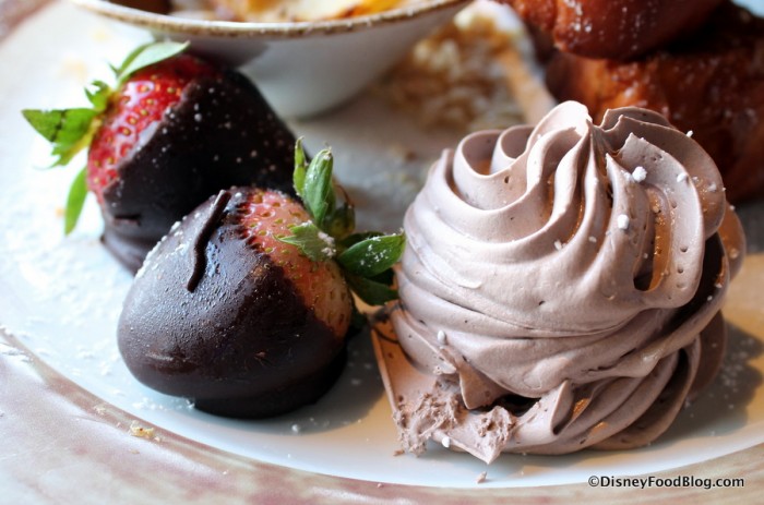 Nutella Cream and Chocolate-Covered Strawberries