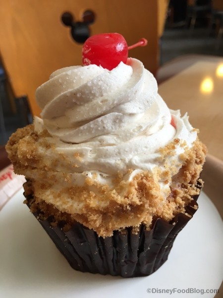 Cherry Pie Cupcake