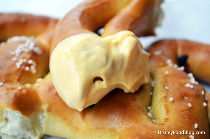 Mickey Pretzel with Cheese