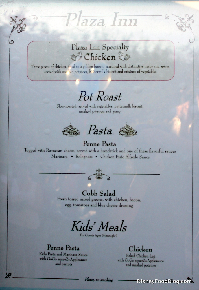 Disneyland Must-Eats: Fried Chicken at the Plaza Inn | the disney food blog