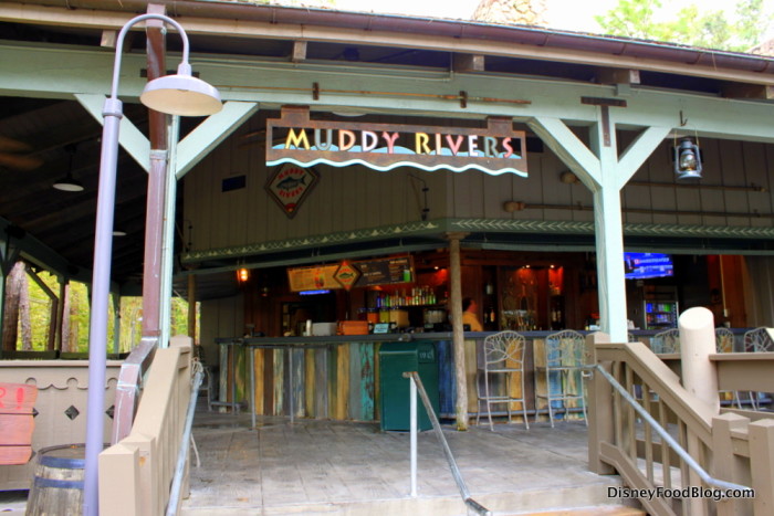 Muddy Rivers Pool Bar