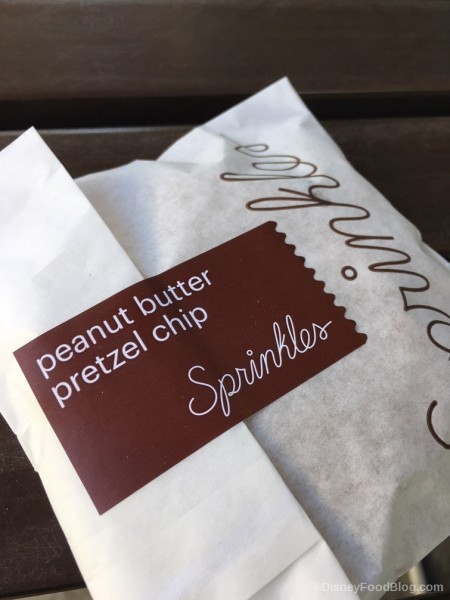 Peanut Butter Pretzel Chip Cookie Packaging