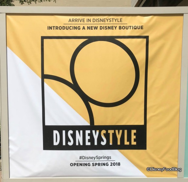 DisneyStyle Signage