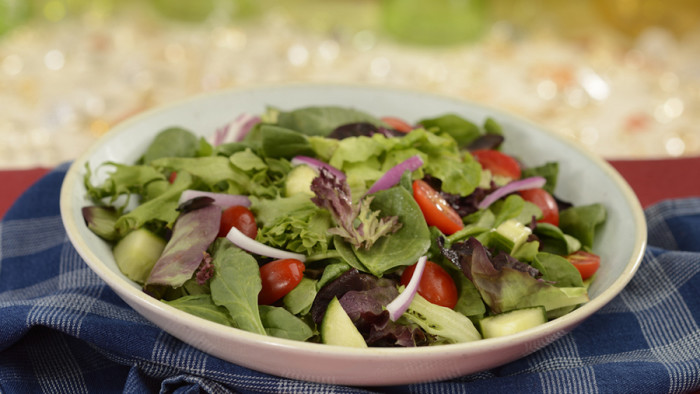 Mixed Green Salad ©Disney