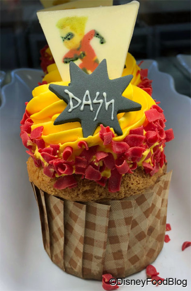 Dash in to Gasparilla Island Grill for this cupcake
