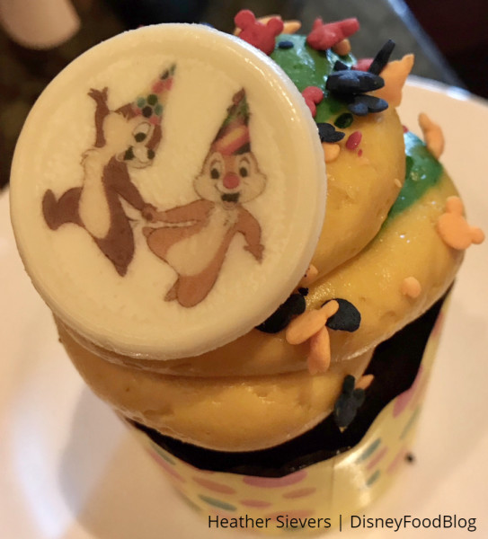 Chip and Dale Cupcake
