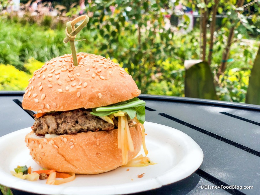 2018-epcot-food-and-wine-festival-earth-eats-impossible-burger-slider.jpg