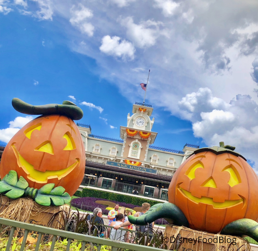 Halloween Is Here In Disney World S Magic Kingdom