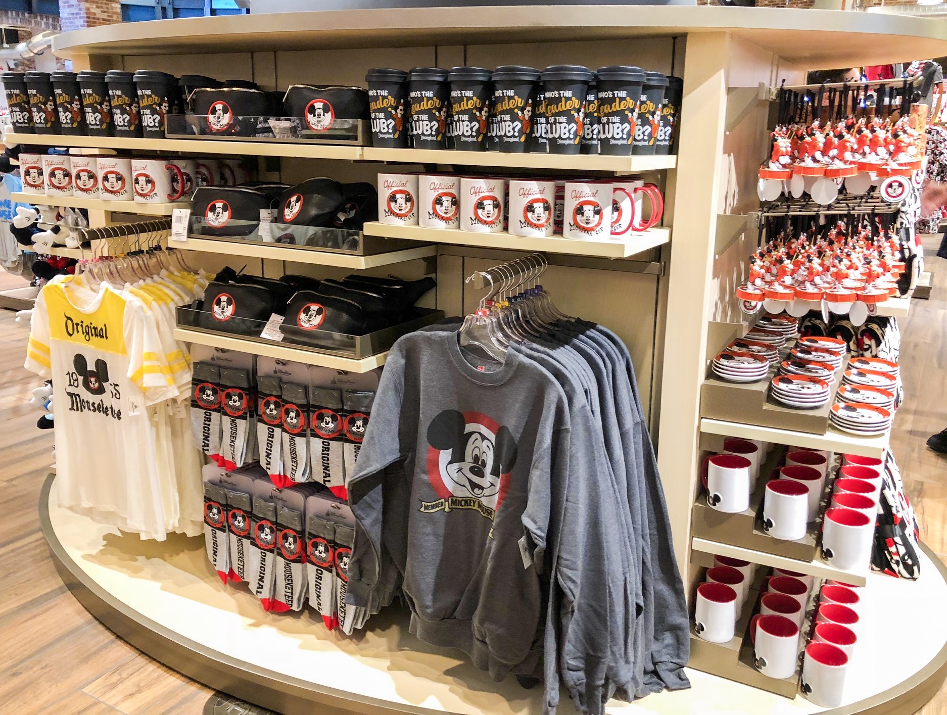 Defectuoso Error añadir FIRST LOOK: New Mickey Mouse Club Collection Arrives at World of Disney in  Disney Springs | the disney food blog