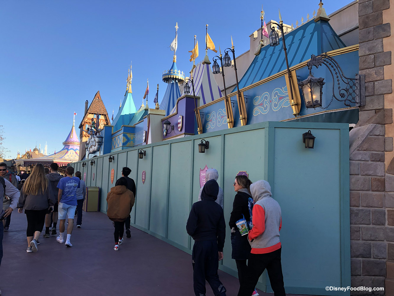 News Disney World S Peter Pan Ride Is Closed Find Out When Guests Will Fly Again The Disney Food Blog