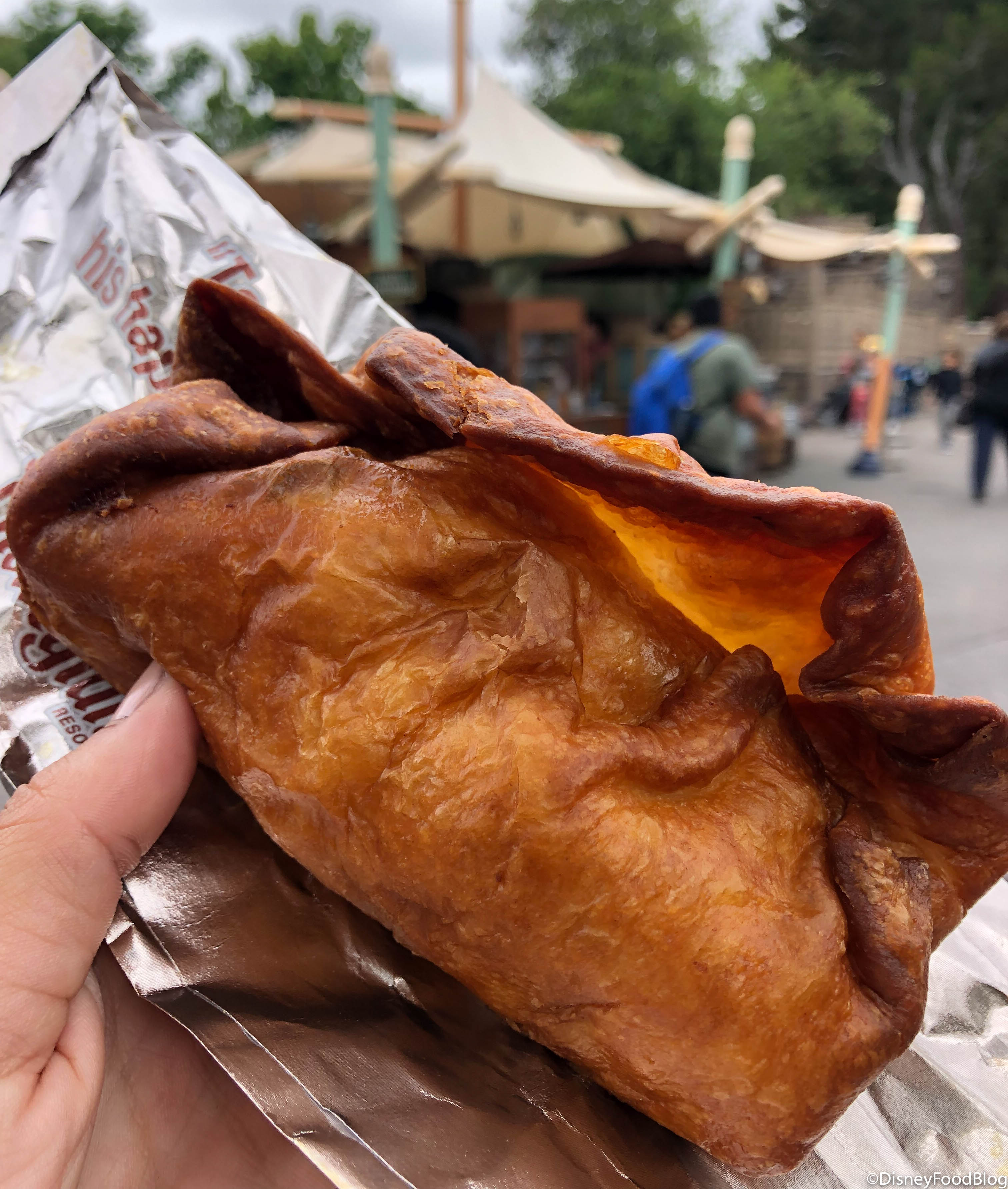 Review: New Hearty Breakfast Chimichanga in Disneyland | the disney
