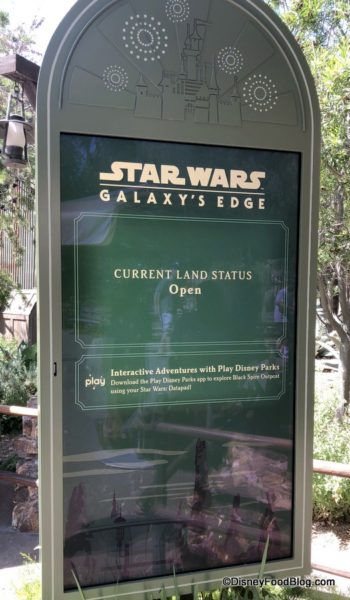 Galaxys-Edge-Open-Sign-in-Disneyland-Par