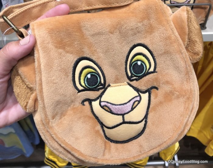 Lion-King-Merchandise-World-of-Disney-Do