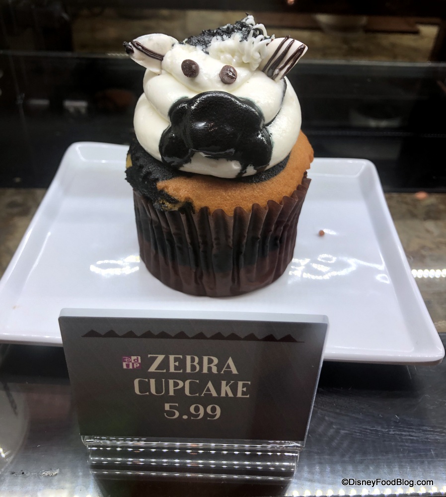 Review! An Adorable Zebra Cupcake Arrives in Disney&amp;#39;s Animal Kingdom ...