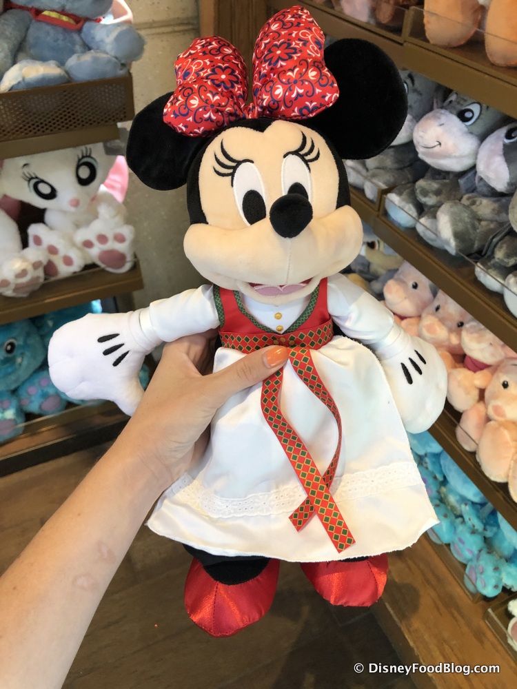 Disney Parks Epcot Norway Norse Minnie Mouse Plush New with Tag 