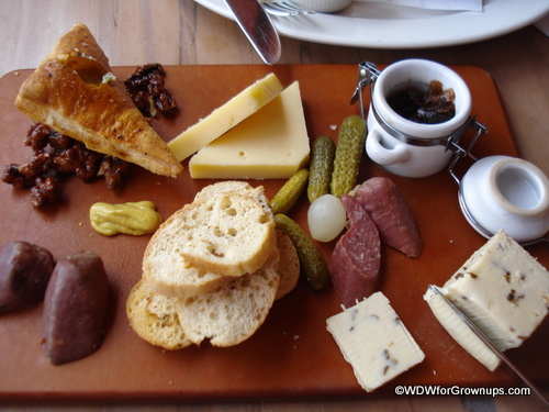 Rose and Crown Dining Room Cheese and Meat Plate
