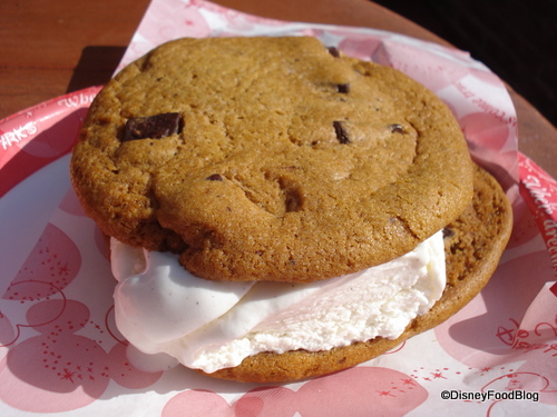 Famous Disney Home-Made Ice Cream Cookie Sandwich