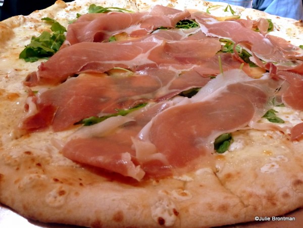 Guest Review: Lunch at Via Napoli in Epcot's Italy Pavilion | the ...