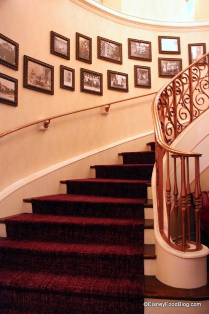 Staircase in lobby leading up to restaurant Monsieur Paul